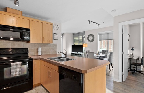 Victoria Park Apartment | GLOBALSTAY. Gorgeous Downtown Condos. Free parking