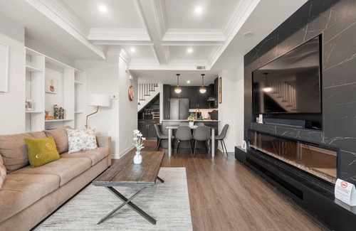 Saint Clair West Village Apartment | GLOBALSTAY Luxury Townhouse Minutes Away From Waterfront