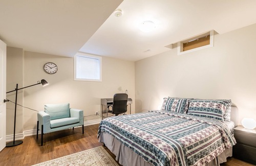 Central Erin Mills House | GLOBALSTAY. Modern Family Basement in Mississauga