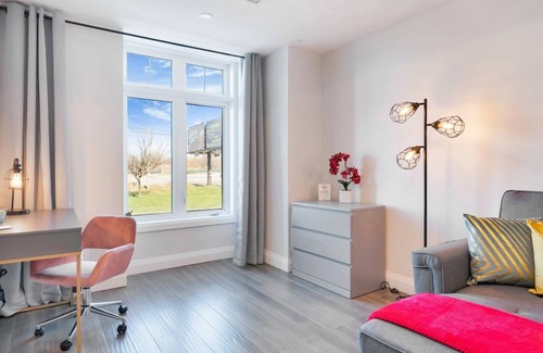Walkerville Apartment | GLOBALSTAY . New Townhomes 16 Guests, BBQ, Parking