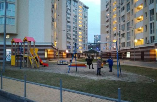 Shevchenkivs'kyi District Apartment | Gloria park apartment