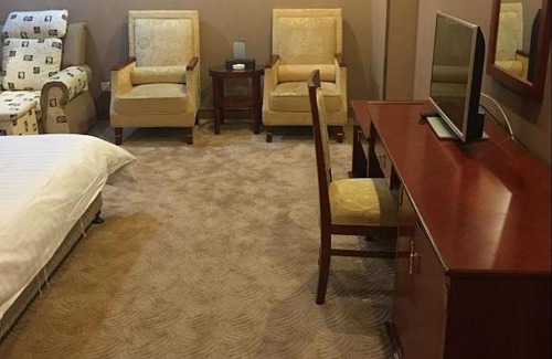 Pudong Hotel | Gloria Plaza Hotel Hangtou