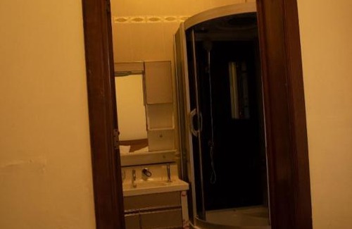 Gikondo House | Gloria's boutique Inn double room1