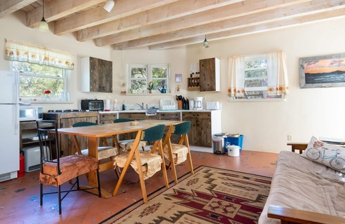 Canoncito House | Glorieta Mesa Retreat