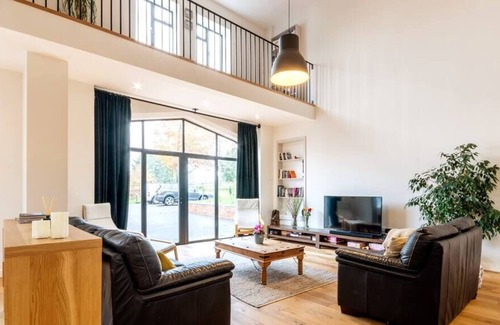 Coberley House | Glorious Cotswold Coach House, for Families, Get-togethers
