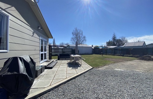 Twizel House | Glorious on Godley - TWIZEL
