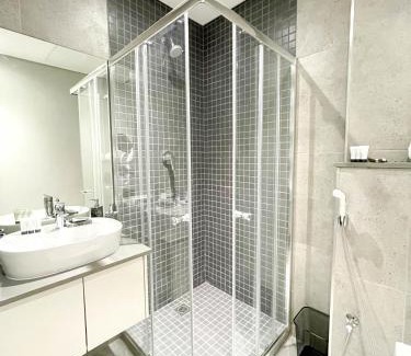 Windermere Apartment | Glorystar 2Six2 Florida Road