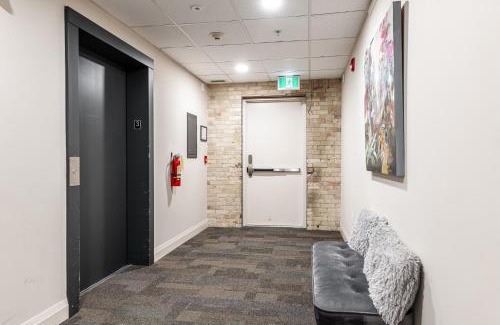 Stratford Apartment | Glyn Rhosyn Loft