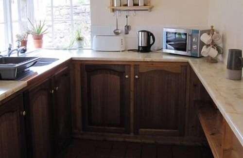 Llandybie Bed & Breakfast | Glynhir Mansion