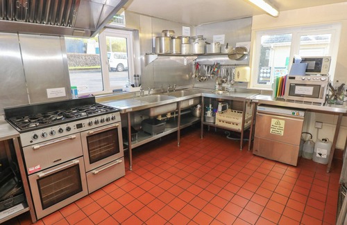 Dol-y-Gaer House | GLYNTAWE OUTDOOR CENTRE, pet friendly, with a garden in Ynyswen