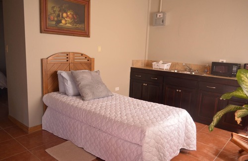 Armenia Bed & Breakfast | GM Suites Bed & Breakfast