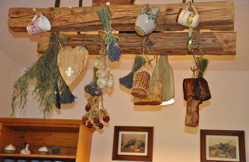 Loipersdorf bei Fuerstenfeld Bed & Breakfast | Gmiatliche Stubm