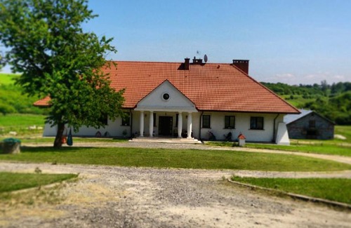 Dwikozy House | Gościniec Husarski