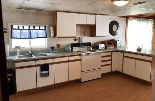 Herron House | Go BearFoot And Relax On Hubbard Lake - Bear's Eye View