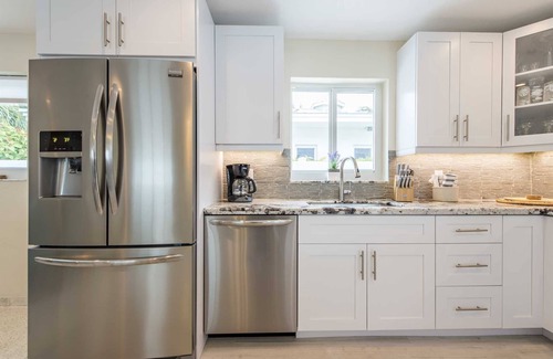 Lauderdale Beach House | Go First Class at our Stunning Lauderdale Beachside Pool Home