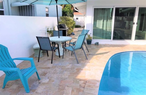 Lauderdale Beach House | Go First Class at our Stunning Lauderdale Beachside Pool Home
