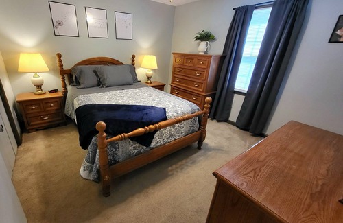 Lynchburg House | Go for a swim! Cozy, private 2-bedroom guest house with pool, near colleges.