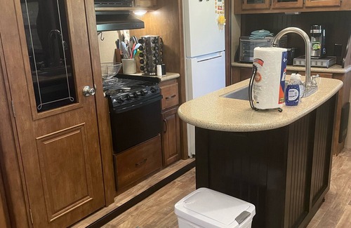 French Quarter House | Go Glamping! Waterfront Lake Conroe, Luxury RV, just bring suitcase