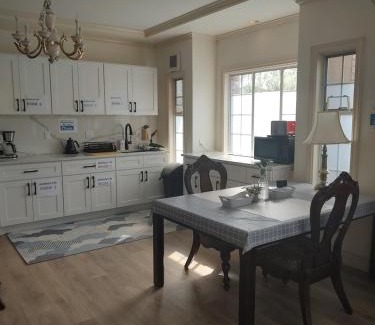 Richmond Bed & Breakfast | Go House