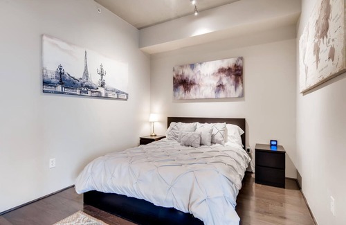 Downtown Las Vegas Condo | Go Move In
