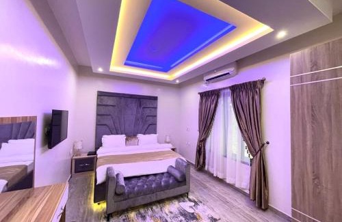 Ikeja Hotel | God's Touch Apartments Signature