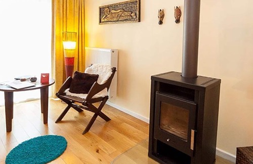 Bernkastel House | Goddess of Happiness Exclusive Room - Fairytale Hotel