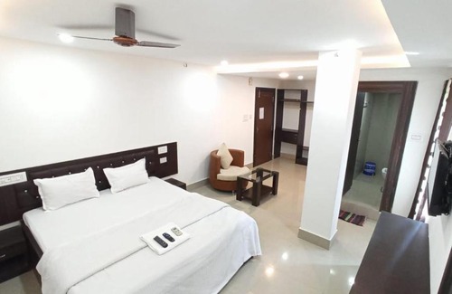 Rampur Hat Hotel | GODS COUNTY. RESORT & BANQUETS