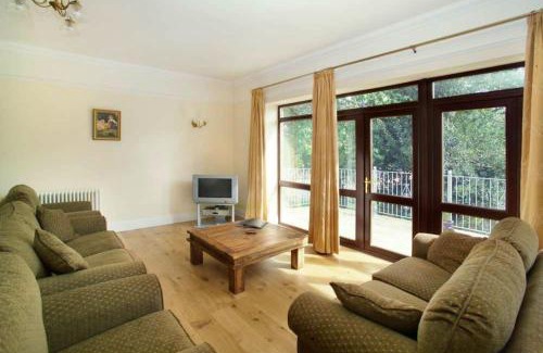 Godshill House | Godshill Park Cottages