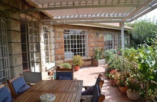 Fouriesburg House | Goedgeleë Self Catering