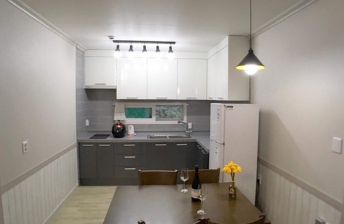 Goesan House | Goesan Haengbok Nurigo Pension