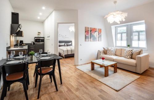 Aue Apartment | Goethe Palais Suite Zauberlehrling 4P l Lift l Parkplatz I Zentrum I Helios