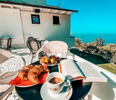 Dhermi Hotel | Gogo's Boutique Hotel