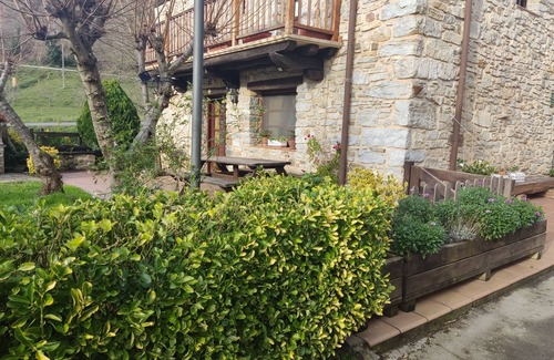 Zeanuri Cottage | Goikoetxe Baserria in Zeanuri