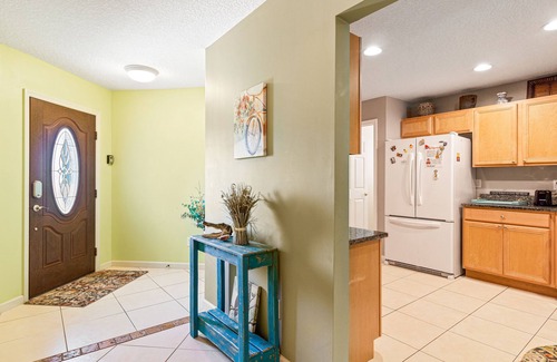 Butler Beach House | GOIN COASTAL Beach House, 3/2, Sleeps 10, 3 min Walk To The Beach