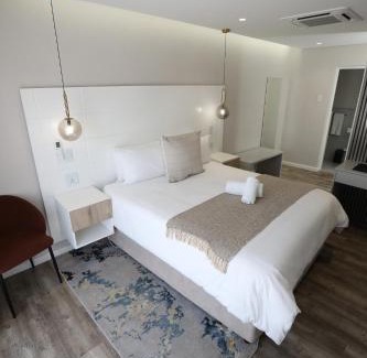Quigney Beach Bed & Breakfast | Going Places Bed & Breakfast