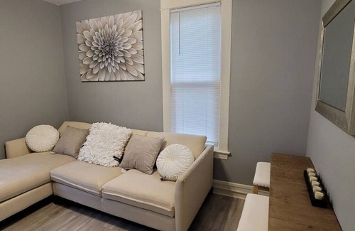 Grand Rapids Apartment | Gold 4 · Retreat Suite - Peaceful & Private Getaway