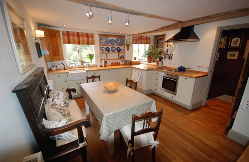 Boraston Cottage | Gold Award, 4* Property in Beautiful, Rural Shropshire Countryside