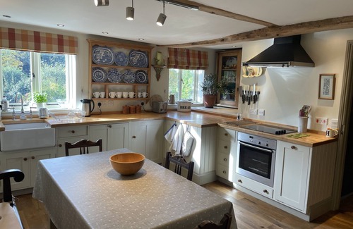 Boraston Cottage | Gold Award, 4* Property in Beautiful, Rural Shropshire Countryside