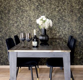 Debrecen Apartment | Gold & Black Residence