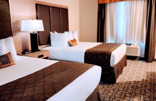 Lloydminster Hotel | Gold Circle Inn