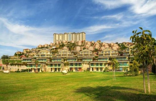 Kargicak Apartment | gold city hotel 1+1 apartment with amazing view