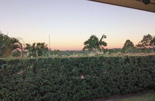 Helensvale House | Gold Coast Delight: Private oasis near the Theme Parks.