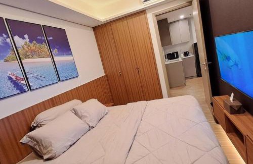 Pantai Indah Kapuk Apartment | gold coast pik BEACH ROOM 1br netflix wifi sofa bed