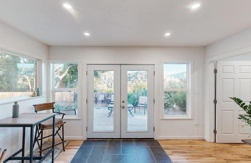 Jamestown House | Gold Country Getaway