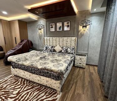 Lahore Apartment | Gold Crest Apartments Luxurious