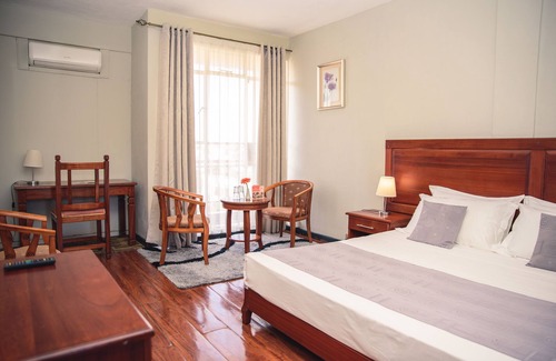 Quatre Bornes Hotel | Gold Crest Hotel