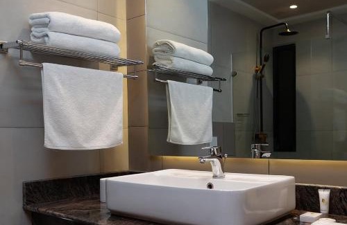 Mirongo Hotel | Gold Crest Hotel