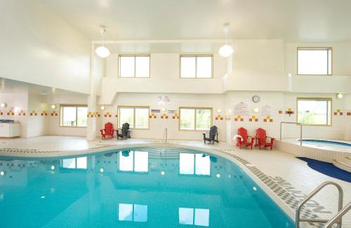 North Battleford Hotel | Gold Eagle Lodge