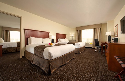 North Battleford Hotel | Gold Eagle Lodge