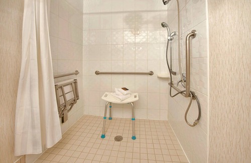 North Battleford Hotel | Gold Eagle Lodge